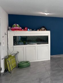 Akvárium 410 litrů, stojan, filtry, skříňka - 2