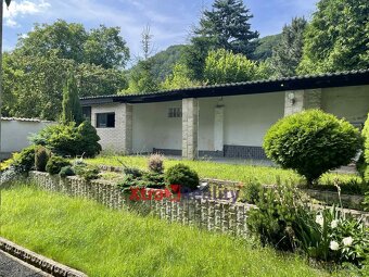 Prodej rodinného domu, 387m2, garáž 50m2, ev.č. 00028 - 2