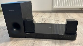 Domácí kino Samsung HT-J4200 - 2