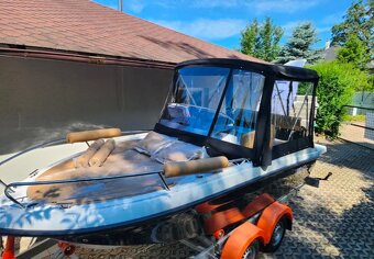 Trident 530 SUNDECK - skladem - SLEVA - 2