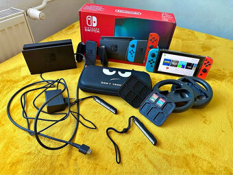 Nintendo Switch Neon Red/Neon Blue - 2