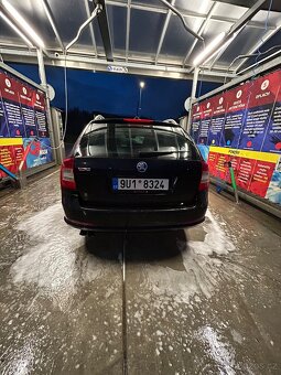 Škoda Octavia 2.0 TDI RS - 2