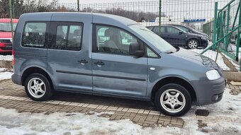 Caddy 1.6 mpi 7 míst - 2
