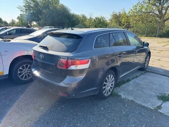 Toyota Avensis T27 1.8 VVT-i 108 kW 2010 - 2