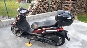 Piaggio Beverly 500 - 2