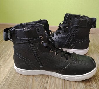 Boty na moto.Rebelhorn Vandal. vel-43. - 2
