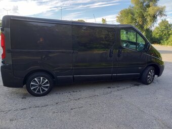 Opel Vivaro - 2