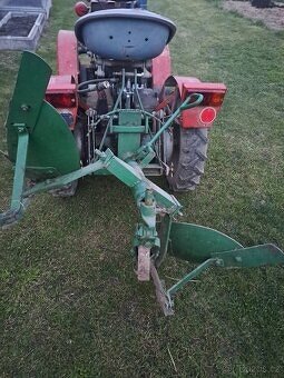 Pluh obracák jednoradličný za malotraktor - 2