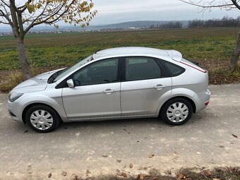 Ford Focus-Titanium 1.6i 74kw rok 2010, najeto 120tis - 2