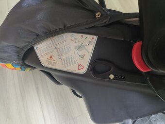 Nabízím autosedačku Karwala - 2