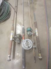 Bambusové pruty, 4ks, staré pěkné. - 2