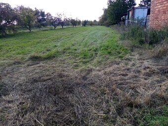 Prodám  stavební  pozemek (zahradu) výměra 4130m2 - 2