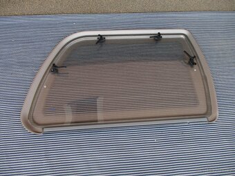 Boční okno ke karavanu č. O 2515 - 2