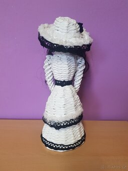 Ruční práce - panenka - 2