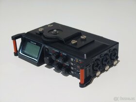 Tascam DR-70D field recorder 4x XLR - 2