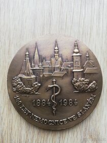 Medaile 100 let Nemocnice ve Slaném - 2