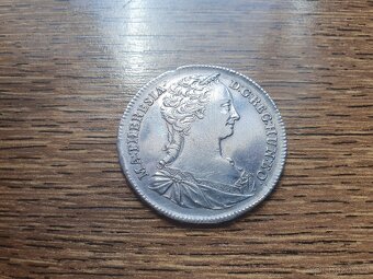 1/2 tolar 1742 KB - krásný - 2