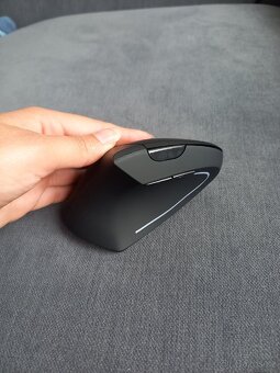Ergonomická myš pro leváky - 2