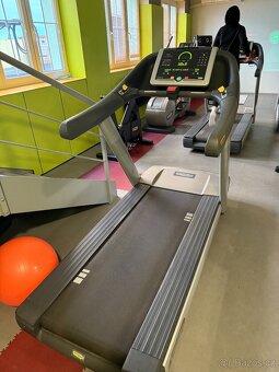 BĚŽECKÝ PÁS TECHNOGYM EXCITE RUN LED - 2