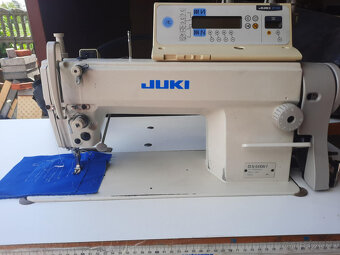 Průmyslový aut. šicí stroj jehelní podávání Juki DLN-5410N-7 - 2
