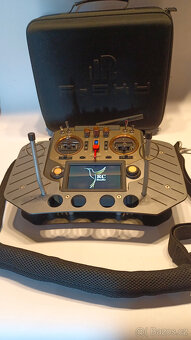 FrSky Horus X10 + pult popruh kufr - 2