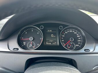 Volkswagen Passat b7 2.0tdi 103kw cr highline - 2