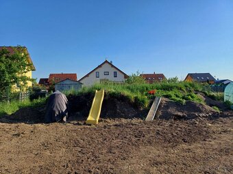Skrývka, ornice, zemina - 2