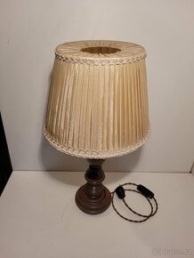 stará dřevěná lampa, lampička, látkové stínidlo, nová el. - 2