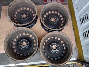 Plechové disky 5x112 R 16 ET 42 - 2