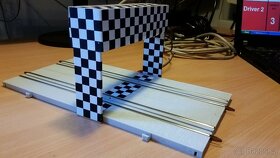 Elektronická časomíra (počítačová) k autodráze - 2