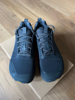 Boty Altra Lone Peak 9+ Wide - Black, vel. 45 - 2