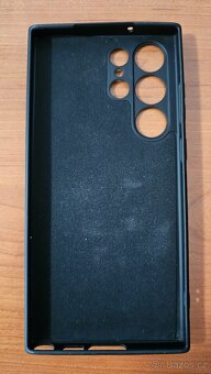 Černý kryt na Samsung S23 Ultra - 2