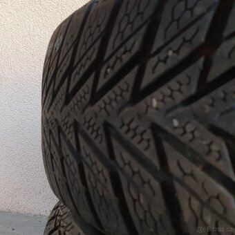 Zimní pneumatiky Continental 175/65 R14 č. AP62 - 2