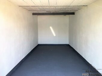 PRONÁJEM GARÁŽE 18 M² HODONÍN - 2