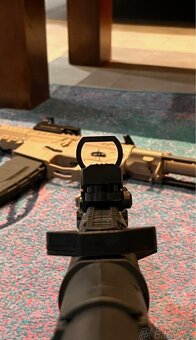 dvě hračky pistole s přibližně 170 000 náboji - 2