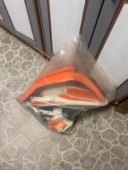 Plasty KTM - 2