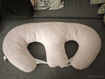 Kojící/odkládací polštář pro dvojčata - 2