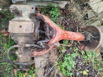 Škoda 440 první Spartak diferenciál plechové rameno rarita - 2