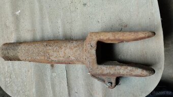 Hubice závěsu ZETOR 4011 s matkou - 2