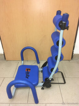 Posilovač břicha - 2