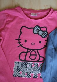 2 x triko H&M,Hello Kitty,vel. cca 134, cena spolu - 2