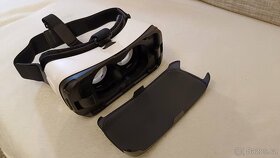 Samsung Gear VR - Oculus - 2