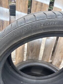 Bridgestone 225/40 r18 letní 4,5 mm - 2