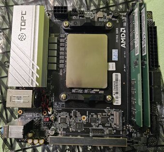 ITX deska TopTon NAS N17 s Ryzen R7 7840HS +2x32GB DDR5 4800 - 2