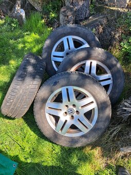originální alu kola VW Golf IV včetně pneu - 2