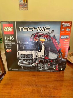 Lego Technic 42043 - 2