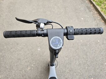 JIVR elektrická koloběžka JS 120 - 2