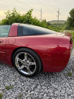 Corvette C5 5.7 benzín - 2