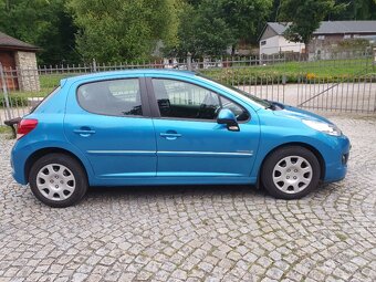 Peugeot 207 1.4 54kw r.v.2011 1.majitel Klimatizace - 2