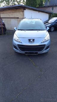 Peugeot 207 1.4 benzin 54kW, plně funkční na nahr.dily - 2